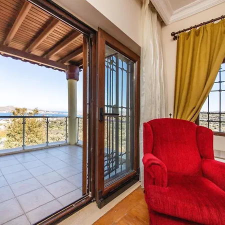 House With Sea And Mountain View In Apartment Yalıkavak